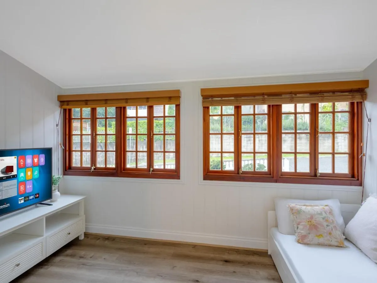 Holiday home Charming 3Br Inner City Haven Highgate Hill Brisbane Australia